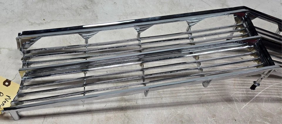 1965 Buick Skylark Gran Sport Grille Chrome 9706656 DAMAGED NEEDS REPAIR - Image 2 of 4