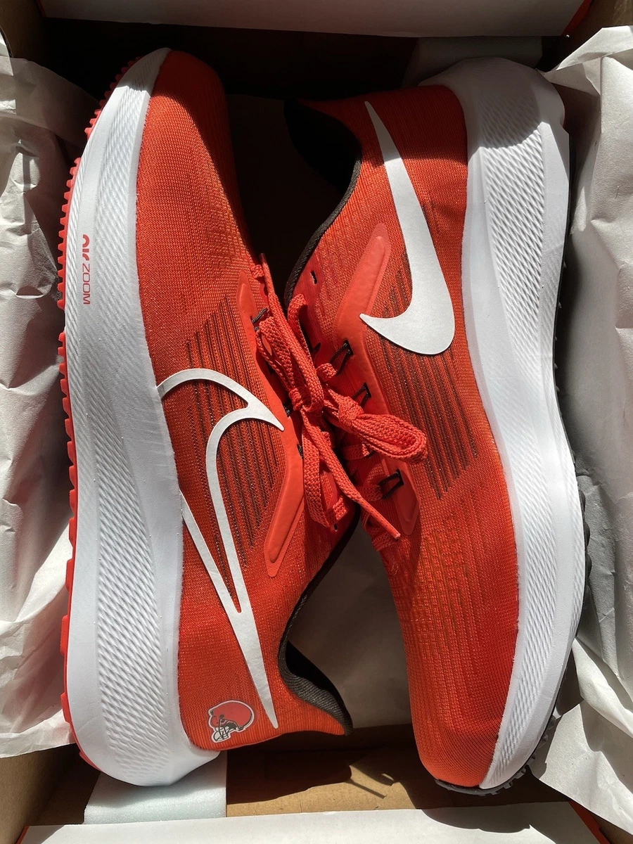 Nike NFL x Air Zoom Pegasus 39 Cleveland Browns for Sale  display picture 2