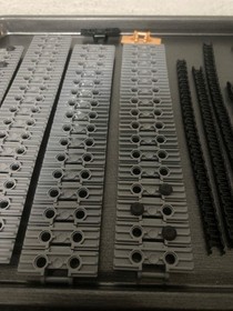 LEGO TECHNIC Bulk Lot of Tread & Track Links 200+ Pieces 57518 42069 42055 42065