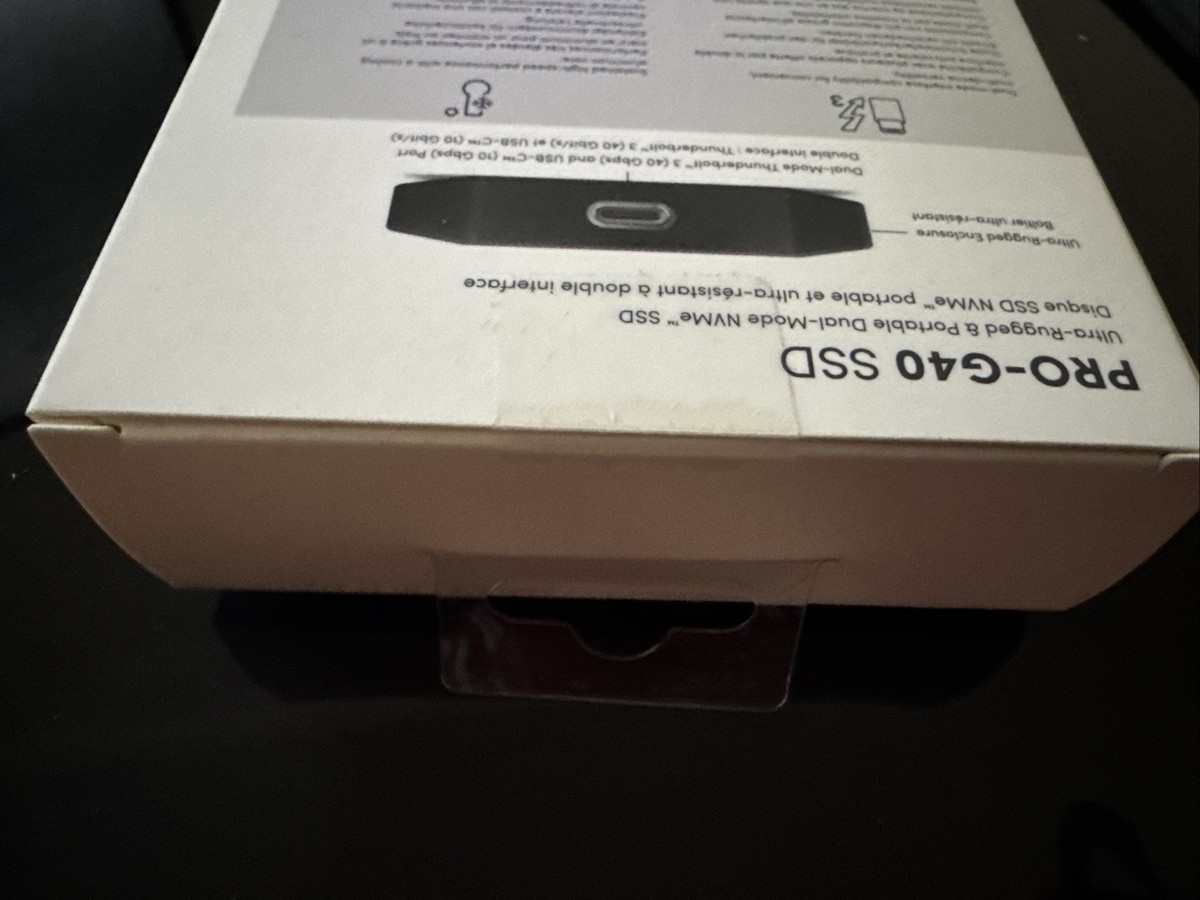 SanDisk Professional PRO-G40 4TB External Solid State Drive SanDisk Professional PRO-G40 4TB External Solid State Drive
