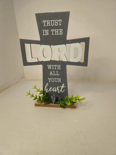 New Item--"Trust In The Lord" Cross Home/Office Tabletop Decor - Picture 2 of 4