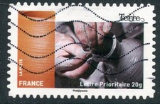 TIMBRE FRANCE AUTOADHESIF OBLITERE N° 1074 METIERS DE L'ARTISANAT / LA TERRE