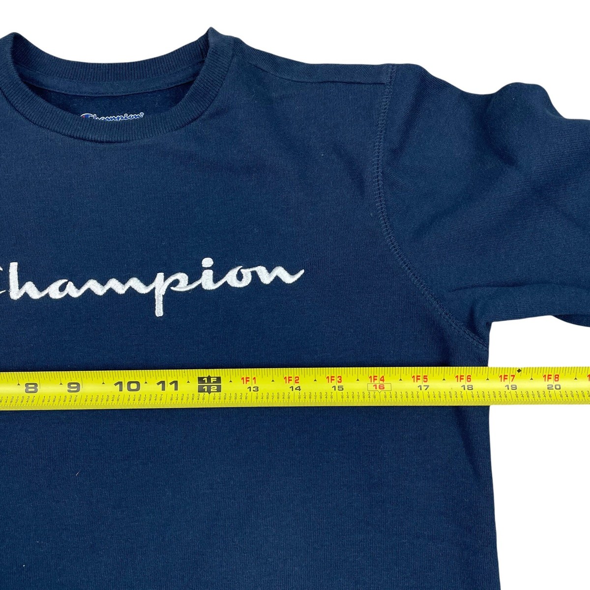 Champion Navy Blue Embroidered Pullover Sweatshirt Kids Sz Large