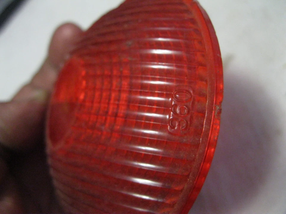 1954-1960 Dodge Truck Tailight Red lens Glo-Brite SAE-STDB-61 TRK 360, NOS - Image 2 of 4