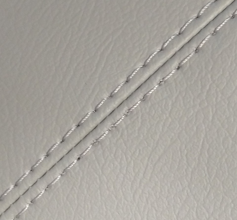 Console Armrest Leather Synthetic Cover For Toyota Tundra 14-19 Red Stitch - Foto 7