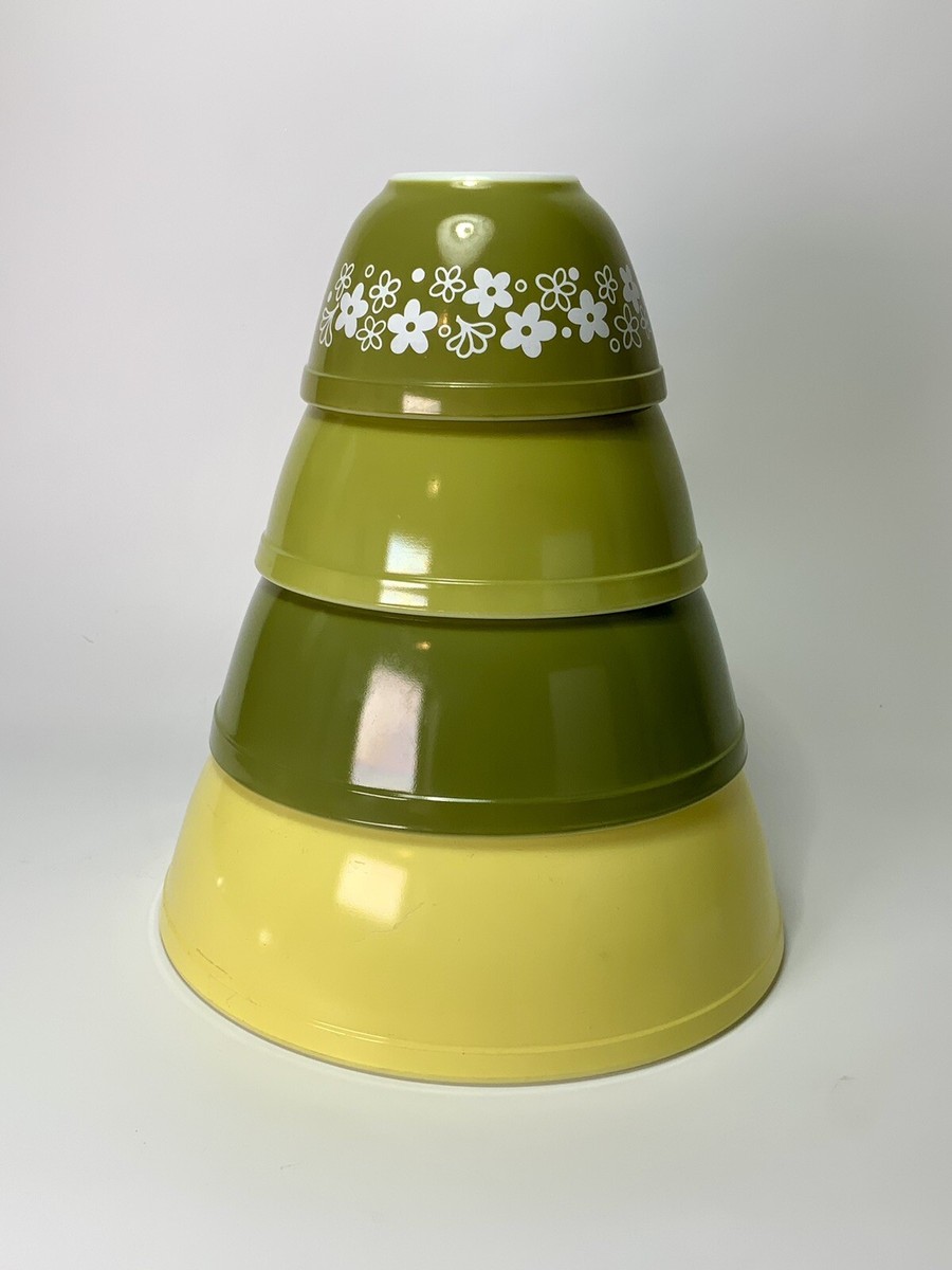 Vintage Pyrex Verde Green Nesting Mixing Bowl Set 401-404 - Main Image