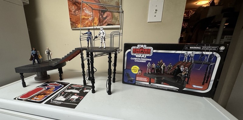 Hasbro Star Wars Vintage Collection ESB Carbon-Freezing Chamber Extra Figures!