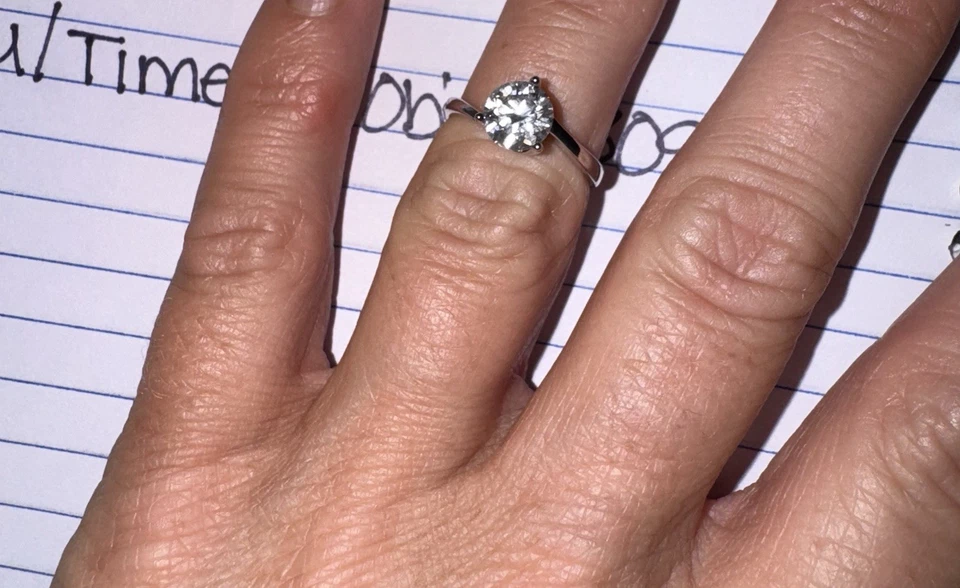 Francis Claire Niara Sterling Silver Moissanite Ring. US 5. — 第 2/4 张图片