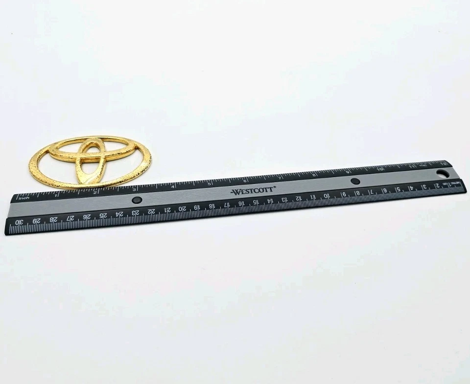 1999-2003 TOYOTA SOLARA ЗАДНЯЯ КРЫШКА ЗОЛОТОЙ ЭМБЛЕМЫ ЛОГОТИП ЗНАЧОК ЗНАК СИМВОЛ 00 01 02 - Изображение 2 из 3