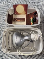 Vintage GE General Electric Deluxe Sun Lamp Kit With Case Bulb Works! Goggles