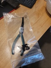 Sk Tools Usa Made 16315 6 Bent Angle Chain Nose Pliers W Green Grip Sk Tools Usa Made 16315 6 Bent Angle Chain Nose Pliers W Green Grip