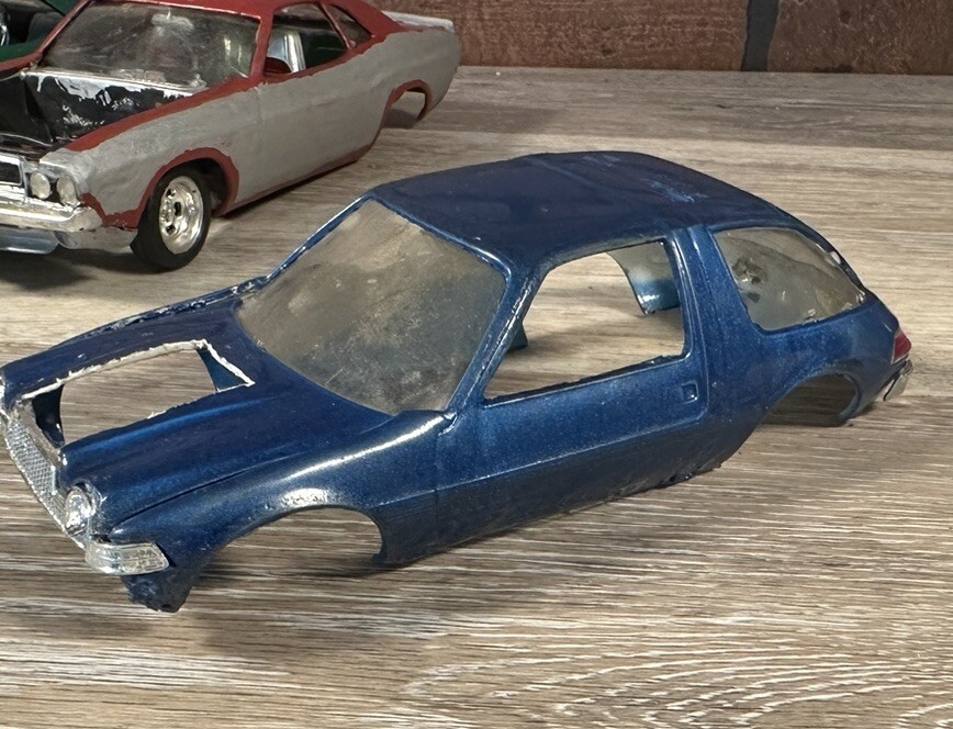 VINTAGE MOPAR MODEL CAR BODY JUNKYARD CHALLENGER CUDA AMT REVELL