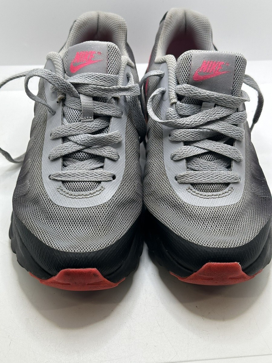 air max invigor running sneakers