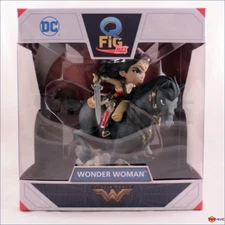 Q Fig Wonder Woman and Horse vinyl Q-Figure - by QMX Quantum Mechanix