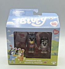 Moose Bluey Smoochy Kiss Bluey Muffin Action Figure Collection