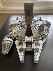 LEGO Star Wars: 2004 Millennium Falcon (4504) 100%, Minifigs, Manual, No box