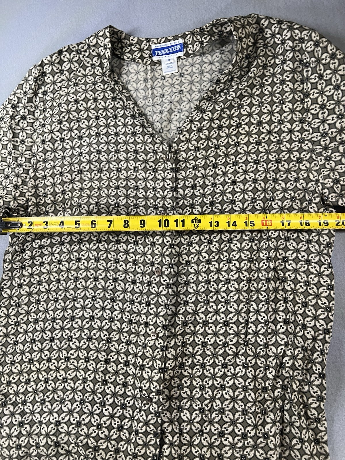 Vintage Pendleton Women’s Green Patterned Button … - image 4