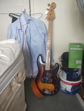 avon rose morris model bass guitar 1970s