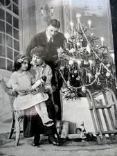 ANTIQUE VICTORIAN CHRISTMAS FAMILY GREETING POST CARD