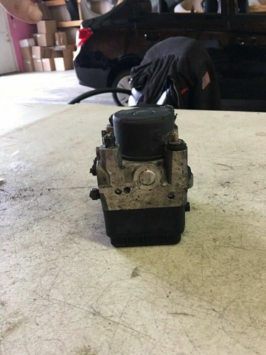 ABS Brake Pump Anti-Lock Braking Pump 2002-Lexus ES300 - Picture 4 of 4