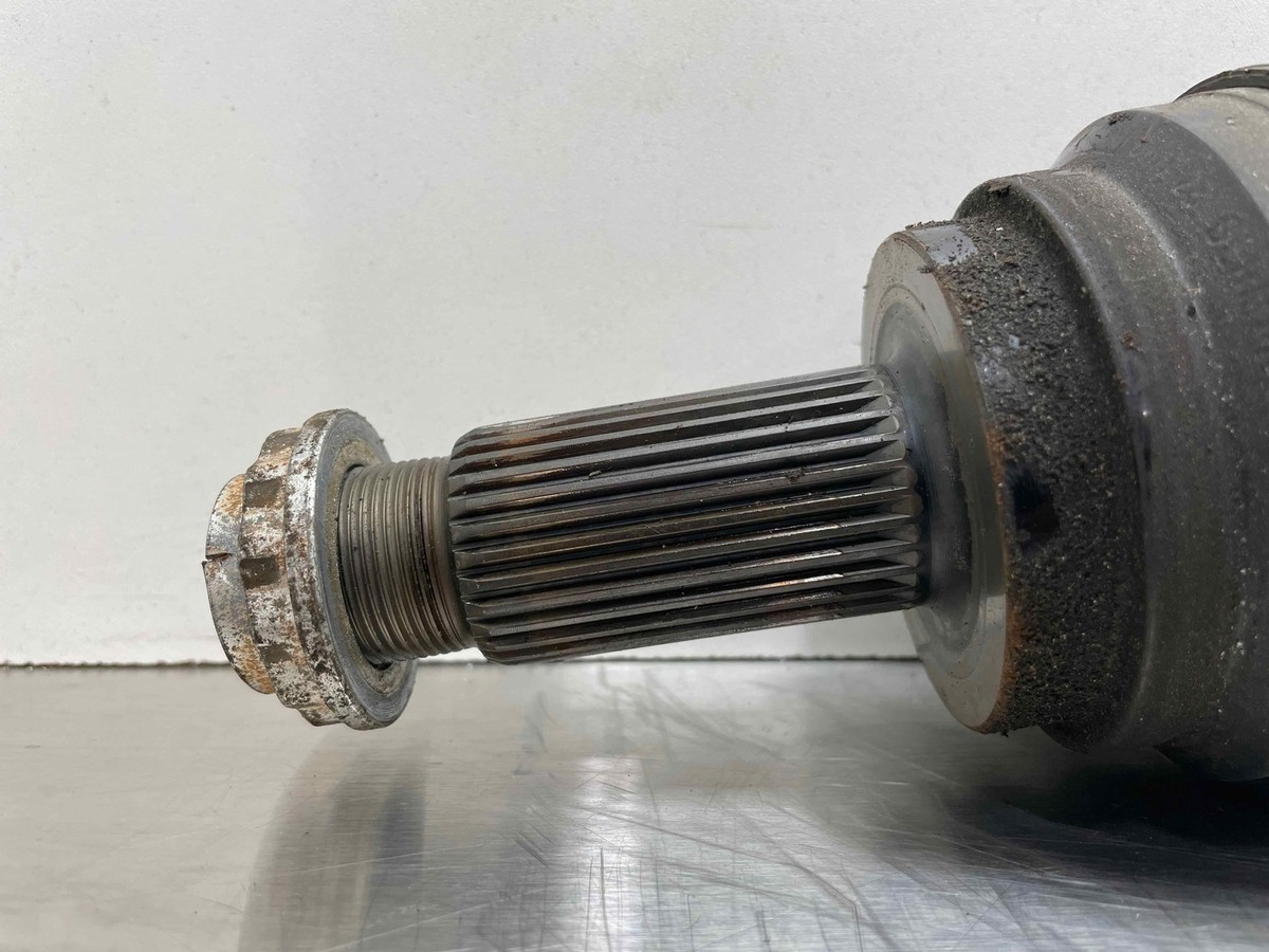 2015 BMW X5 Passenger Side Front Right RH CV Axle Shaft Assembly  