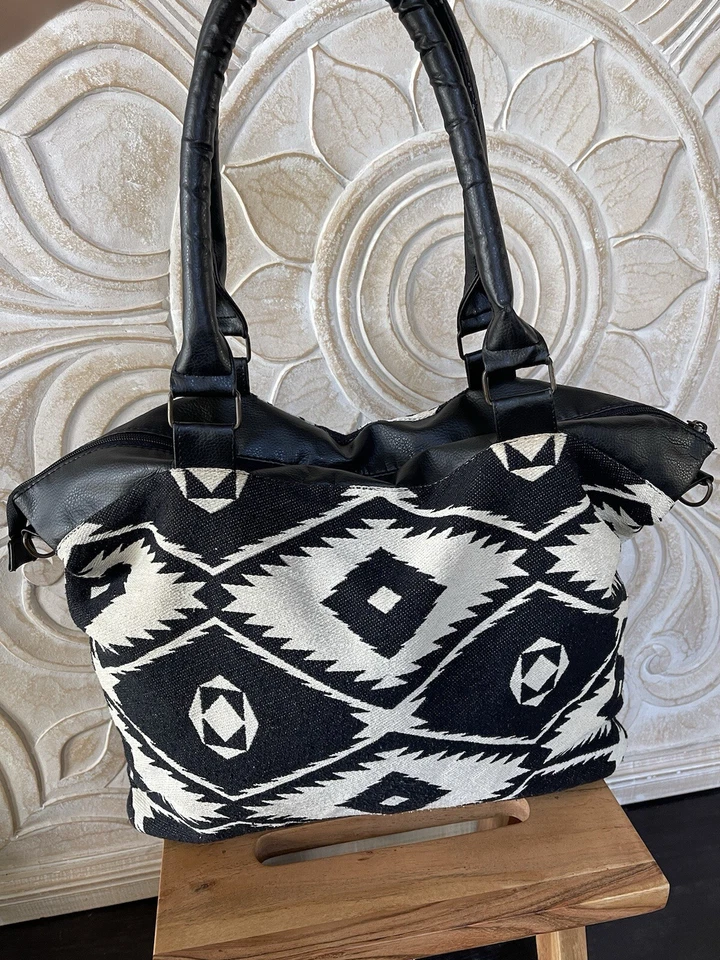 bolsos grandes para mujer Foto 2 de 4