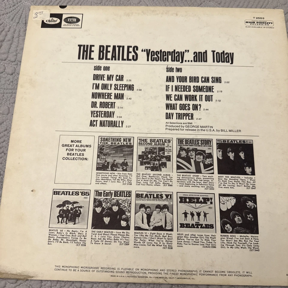The Beatles Yesterday and Today Vinyl LP Capitol ST 2553 1966 trunk cover Foto 2 de 3