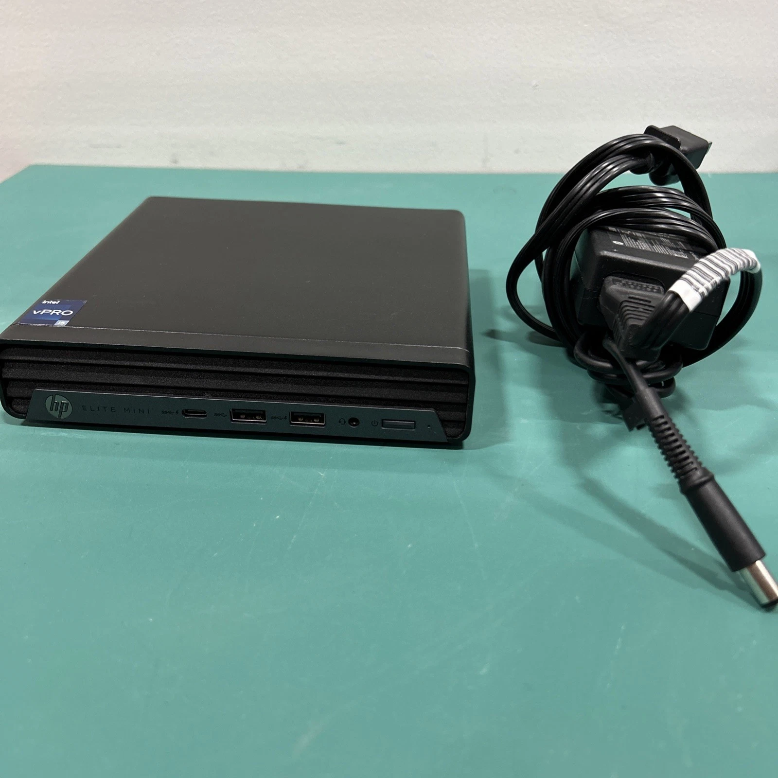 HP Elite Mini 800 G9 Desktop PC - Thumbnail 5