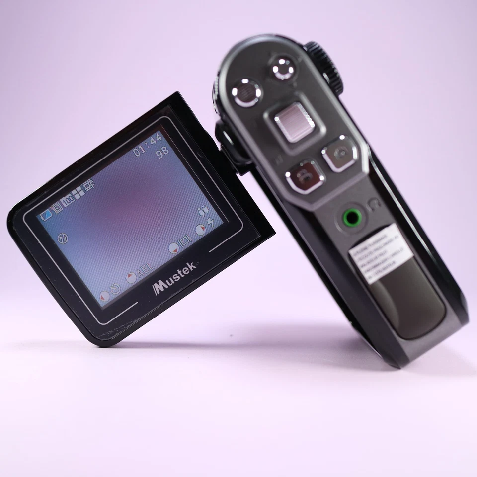 Mustek DV535A Handheld MPEG4 Digital Video Camcorder Black Tested - Image 4 of 4