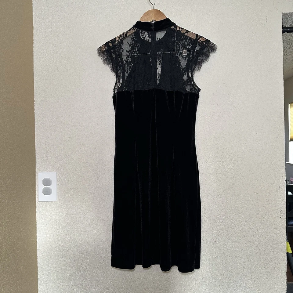 WHITE HOUSE BLACK MARKET Mujer Talla 10 Terciopelo Cambio Vestido Encaje Negro Cóctel Foto 3 de 4
