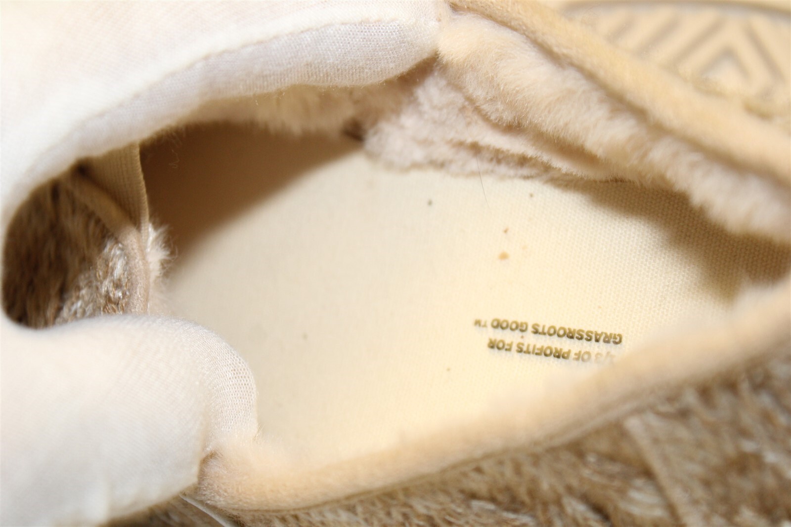 TOMS Size 6 Womens Alpargata Loafers NWD Sahara Chunky Cable Knit Shoes 10018904