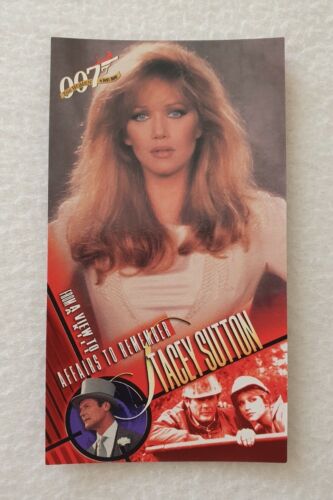 Inkworks The Women of James Bond Widevision Base Trading Card #33  - Picture 1 of 1