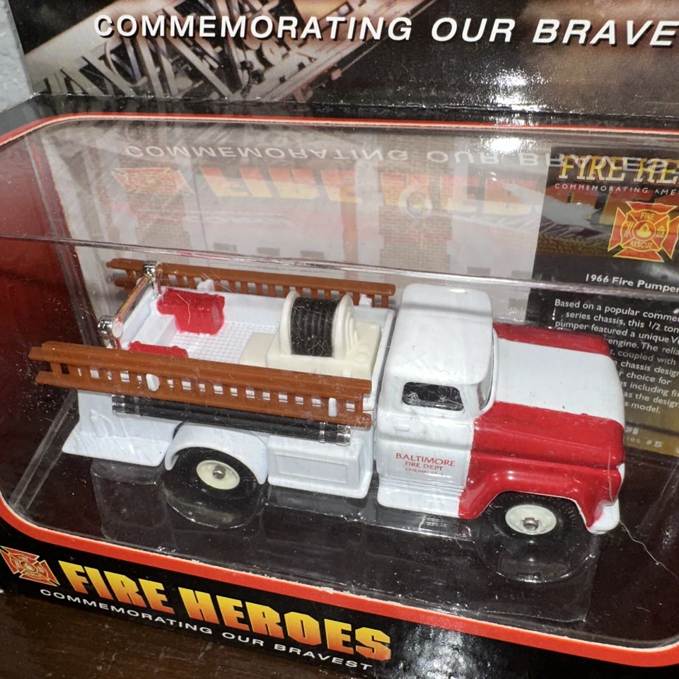 Corgi Appx 10cm Long Diecast CS90058 - 1966 Fire Pumper Baltimore MD - Image 2 of 4