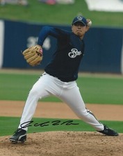 Jorge de la Rosa Autographed Signed 8x10 Photo - MLB Brewers Rockies - w/COA