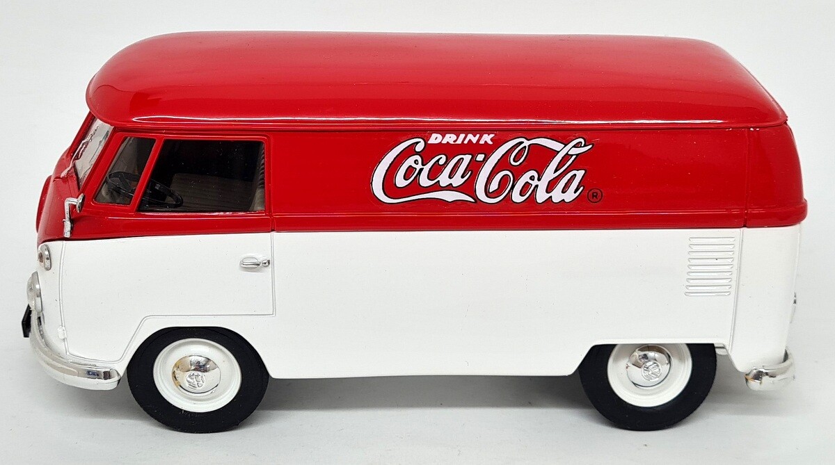 Solido 1/19 - Volkswagen Kombi Splitscreen Transporter Coca Solido 1/19 - Volkswagen Kombi Splitscreen Transporter Coca