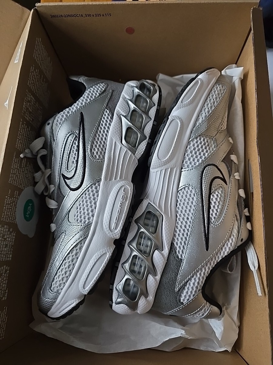 New Nike Women's Zoom Air Fire Shoes - Photon Dust/ Metallic
