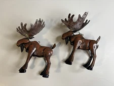 2 x Moose Figurines Artisan Hand Pieced Metal Unbranded Wild Animal Figurine
