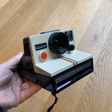 Polaroid 1000SE Land Camera & Manual - Red button 1976 SX70 