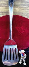 Stainless Steel ~ Spatula ~ 13" Thin Blade 5 Slots ~ Unbranded