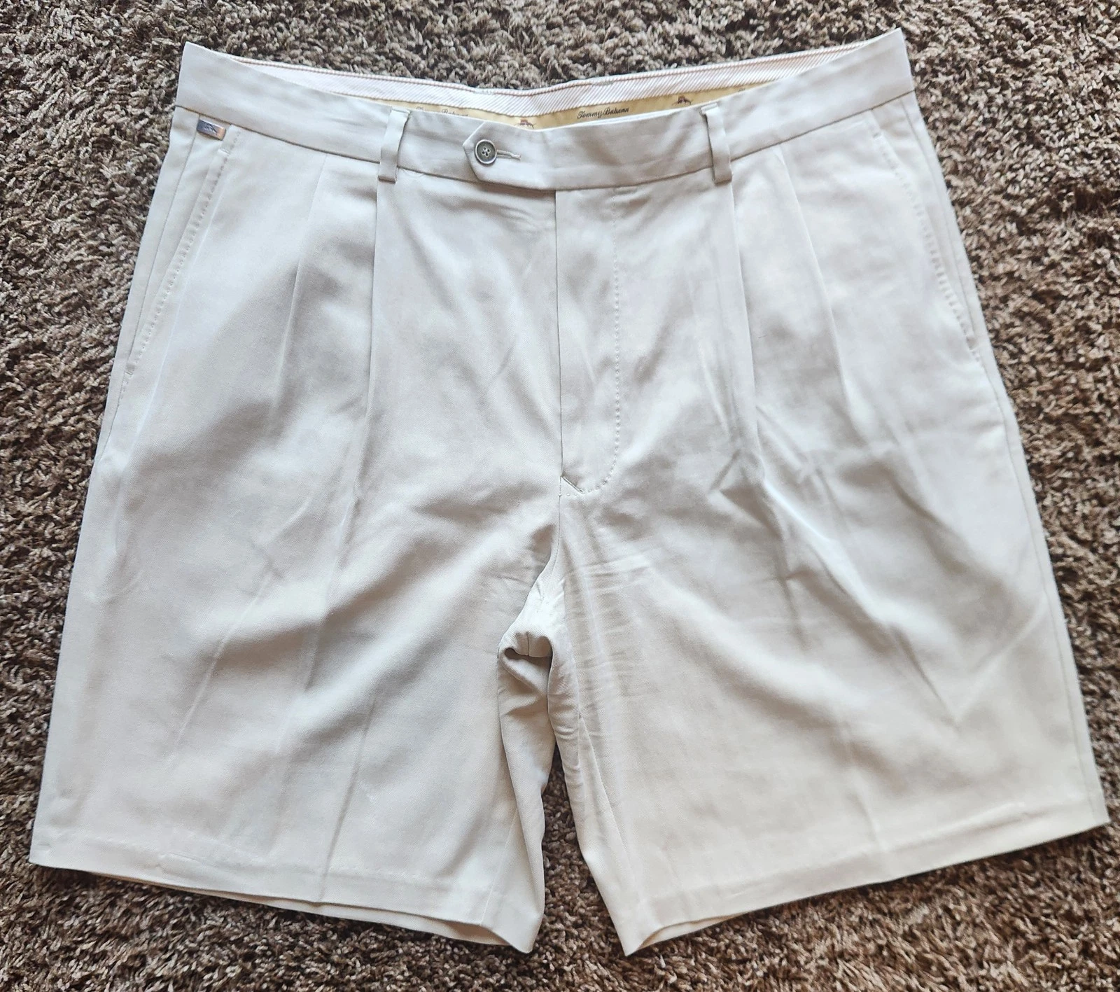 Tommy Bahama Mens Shorts Size 38 Beige Tan Silk Pleated Front Comfort Style