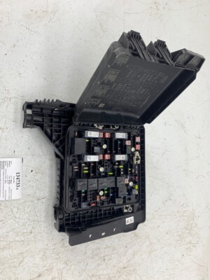 Freightliner Fuse Box Power Distribution Module VPDM A06