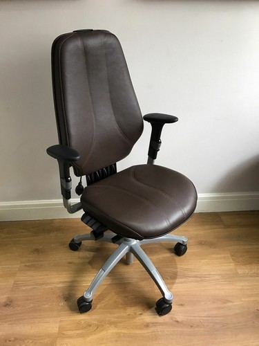 SILLAS DE TRABAJO DE OFICINA DE CUERO MARRÓN RH400 ELEGANCIA TOTALMENTE ERGONÓMICAS. - Imagen 9 de 11