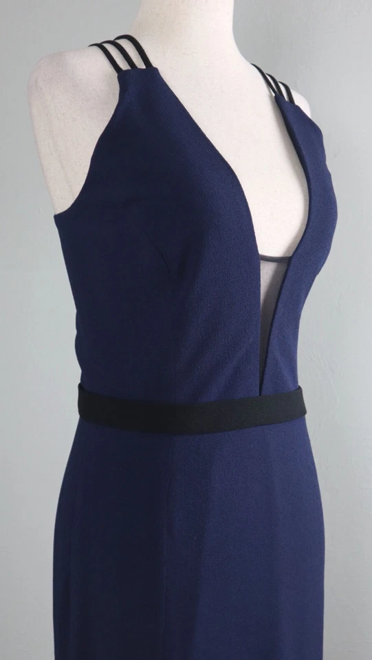 Maxi Vestido de Noche DRESS THE POBLATION $288 Azul Crepe Malla Abertura Talla Mediana Foto 3 de 4