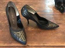 VINTAGE 1950s 60 s Black Satin Gold Sequins HIGH HEEL SHOES 6.5 B