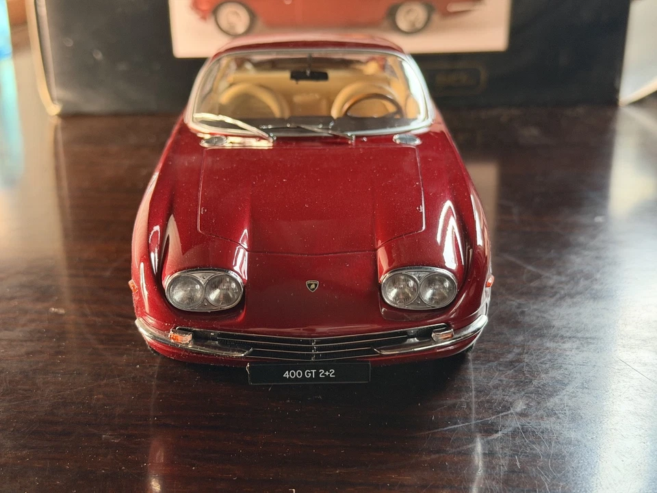 KK-Scale 1:18 – Lamborghini 400 GT 2+2 (1965) – Red Metallic – Edizione Limitata - Immagine 3 di 4