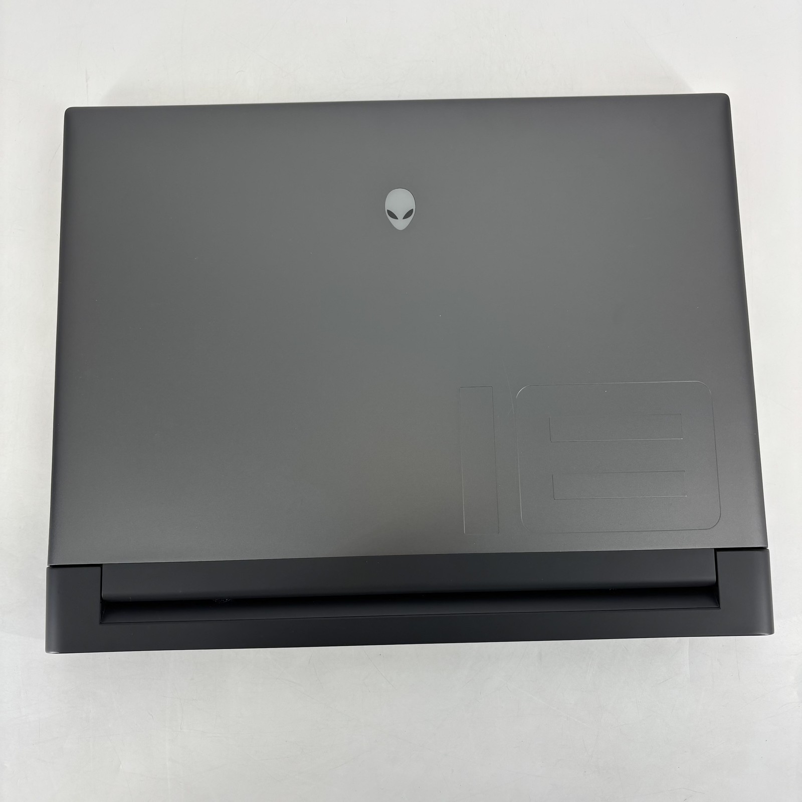 Dell Alienware M18 R2 480Hz FHD+ 2.2 GHz | Grelly USA