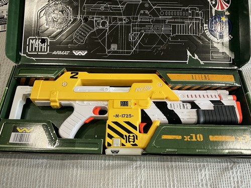 Limited Edition Aliens Nerf M41A Pulse Rifle