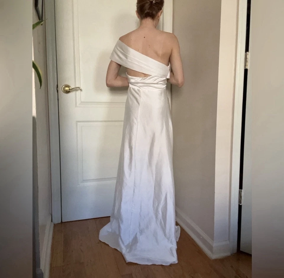 Vestido de novia un hombro excelente estado - talla XL Foto 3 de 4