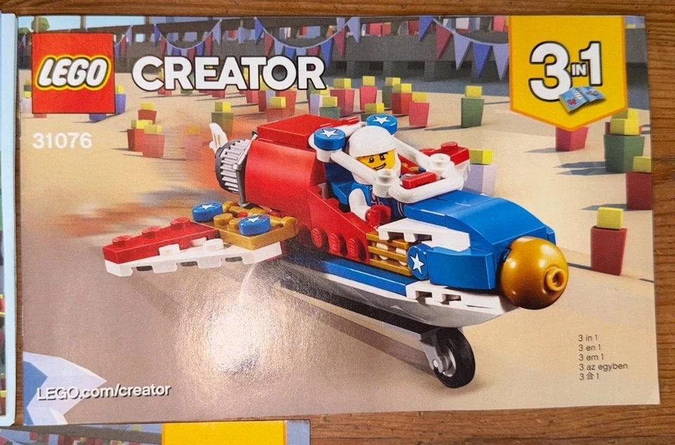 LEGO Creator 31076 Daredevil Stunt Plane, photo 3 of 5