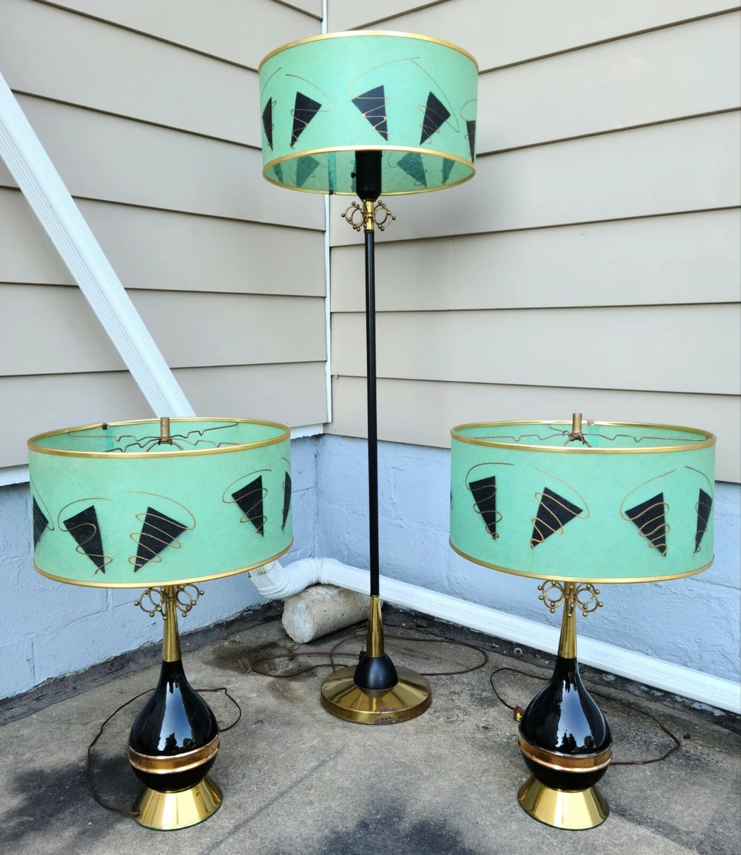 Mid-Century Modern Solid Brass Italian Table Lamp